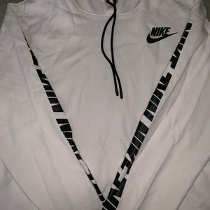 UNISEX Nike Sweater